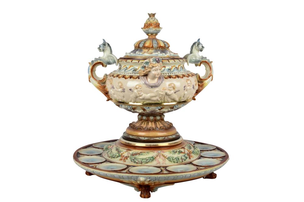 ITALIAN GLAZED CERAMIC TUREEN ON 333095