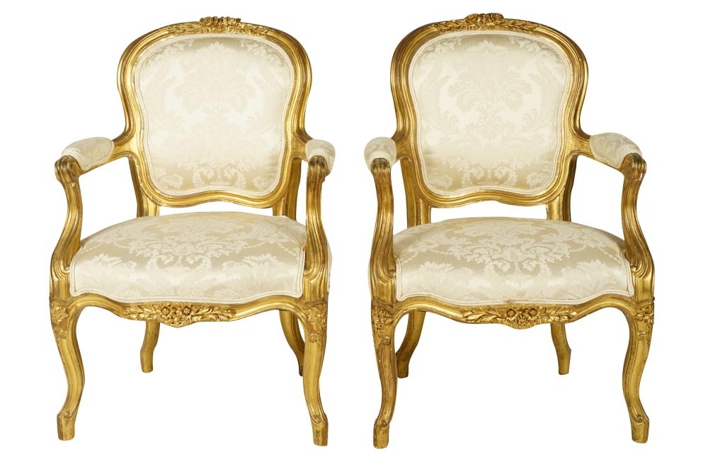 PAIR OF LOUIS XV STYLE GILTWOOD