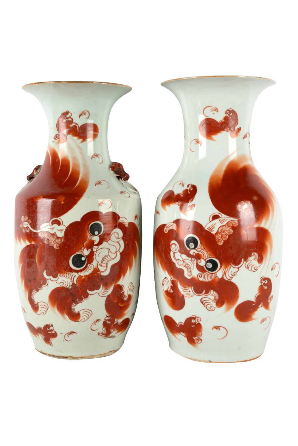 TWO CHINESE FOO DOG PORCELAIN 333258