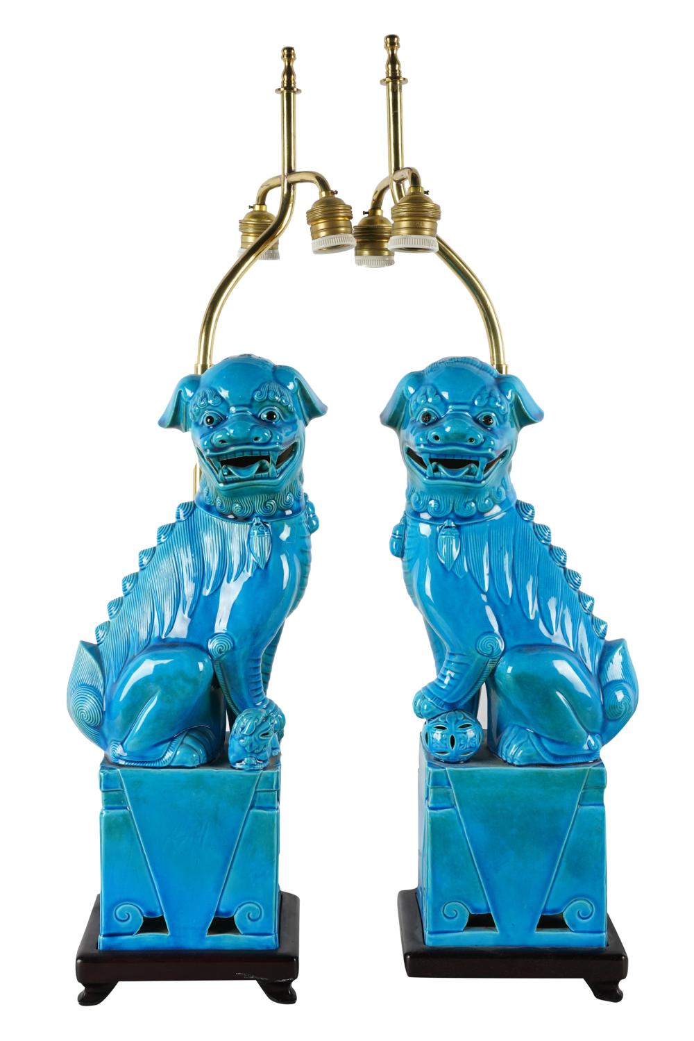 PAIR OF CHINESE BLUE CERAMIC FOO