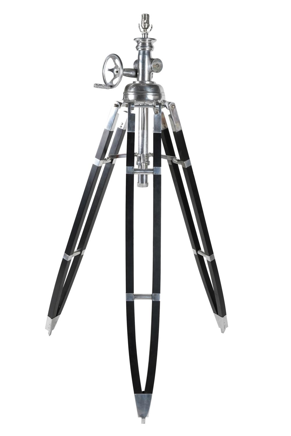 WOOD & METAL TRIPOD FLOOR LAMPwith