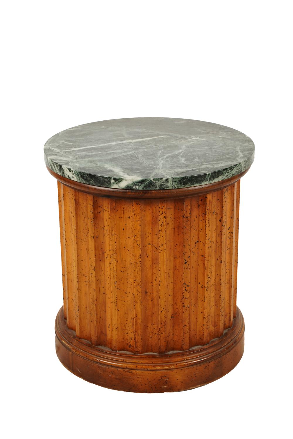 NEOCLASSIC-STYLE FLUTED WOOD PEDESTALwith