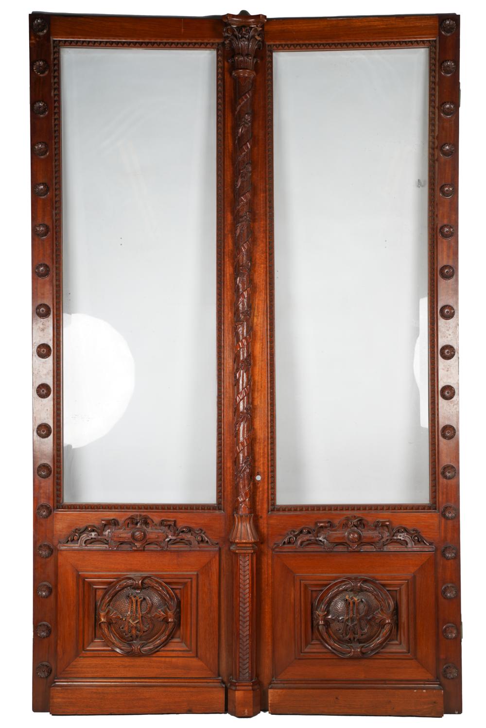 PAIR OF CARVED MAHOGANY BEVELED 333884