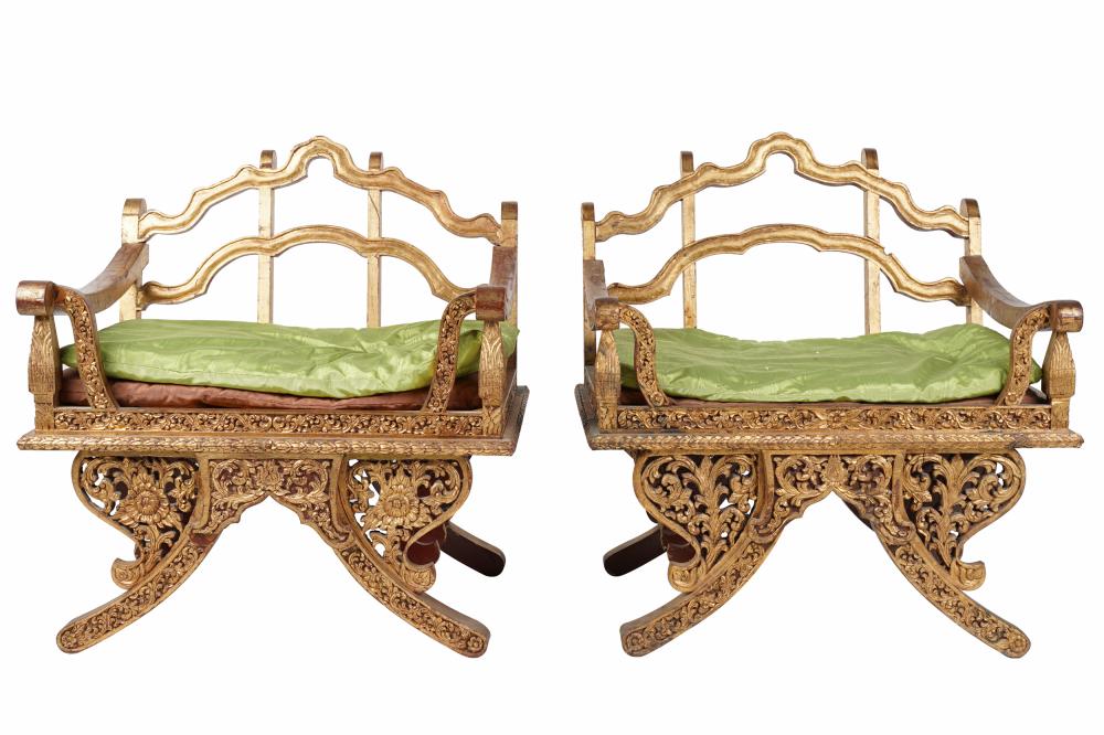 PAIR SOUTHEAST ASIAN CARVED GILT 3338e0