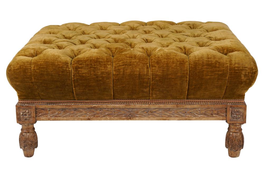 TUFTED OTTOMANwith carved wood 3338e4
