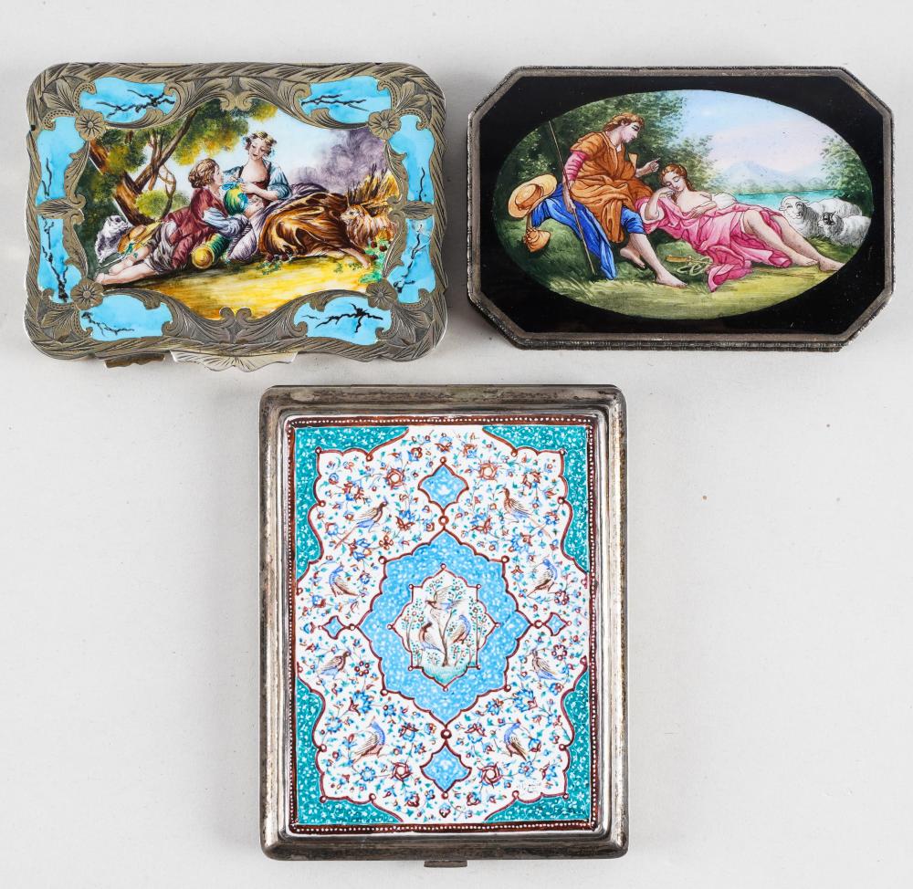 THREE ENAMELED BOXESeach apparently 333a1c