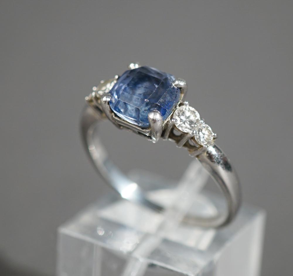 PLATINUM BLUE SAPPHIRE AND DIAMOND 333a3d