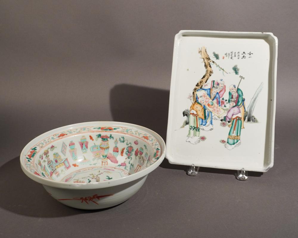 CHINESE PORCELAIN TRAY AND A CHINESE 333b16