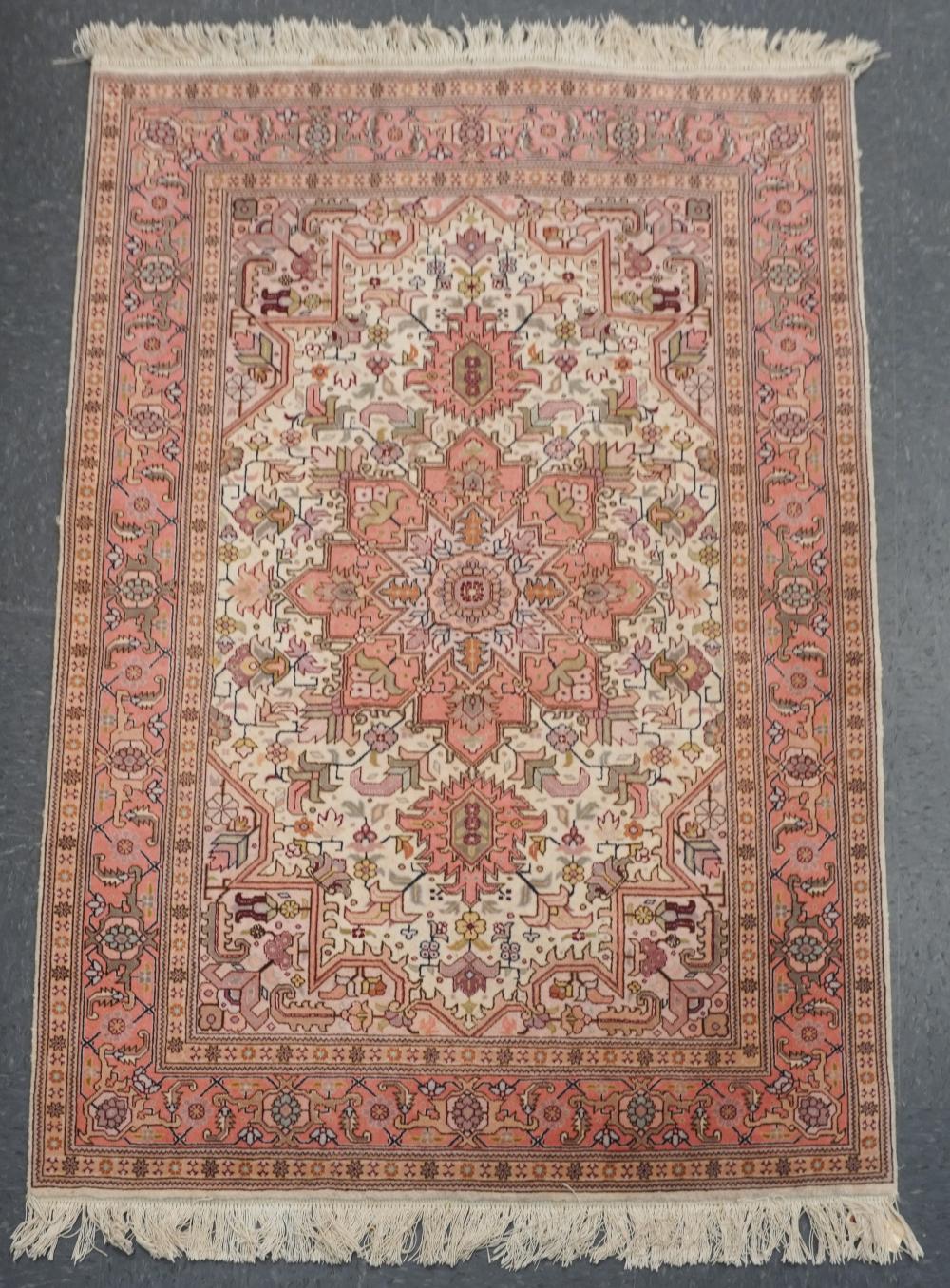 ISPHAHAN RUG 5 FT 2 IN X 3 FT 4 333bcd