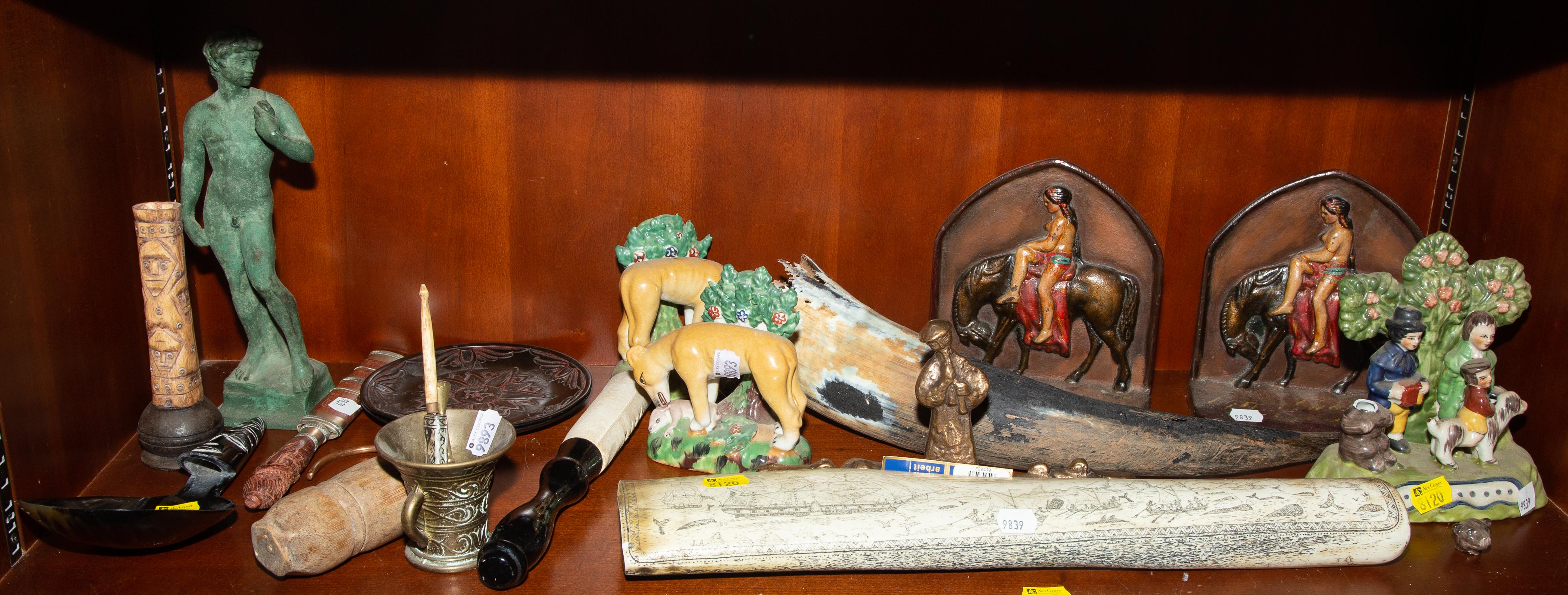 SELECTION OF CURIOS & DECORATIONS