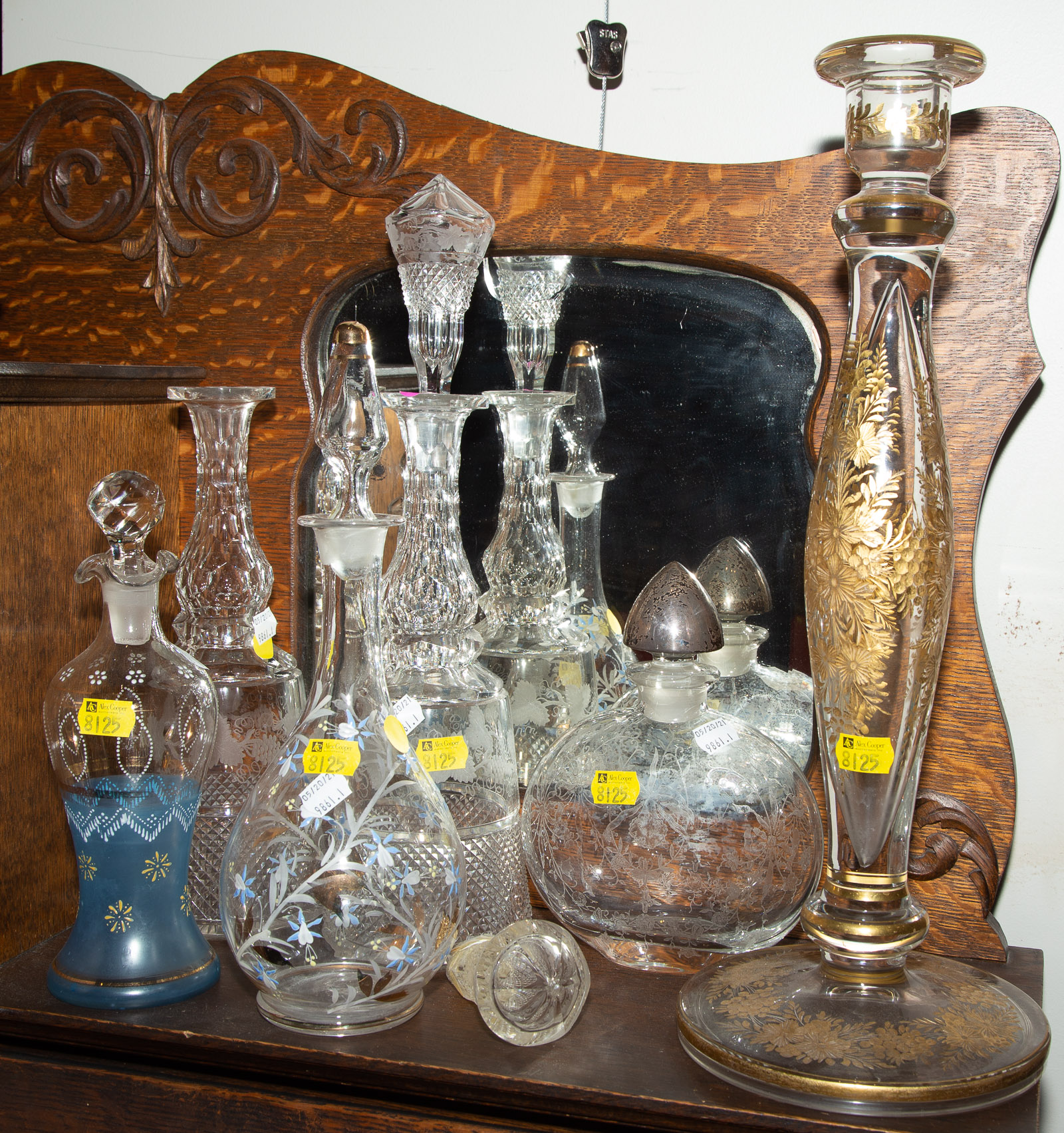 SELECTION OF GLASSWARE Including