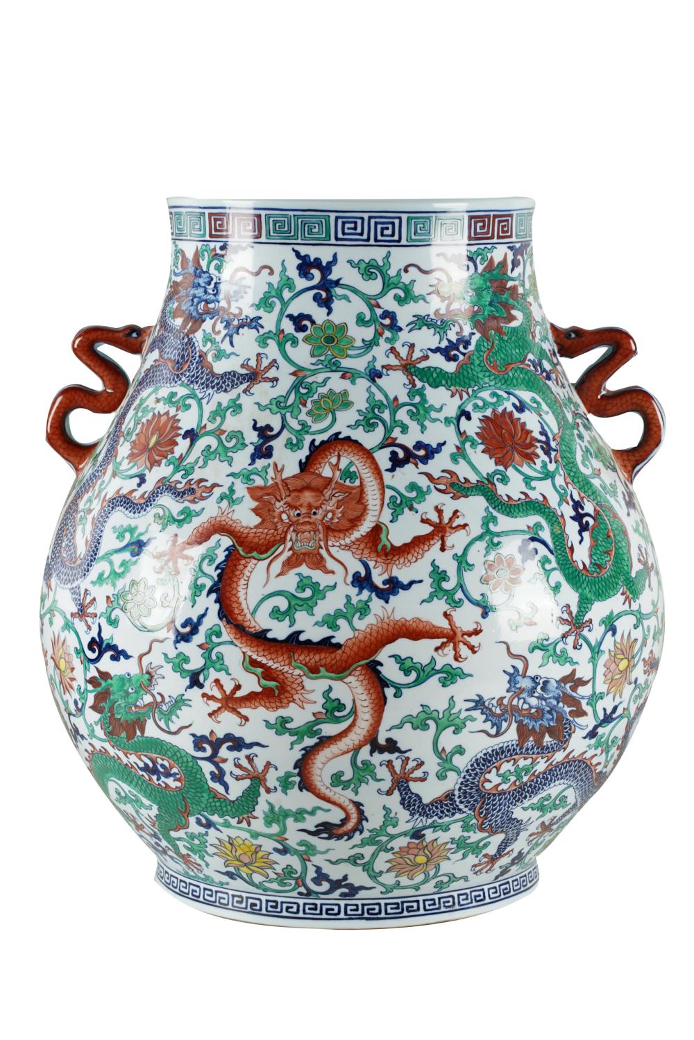 LARGE CHINESE PORCELAIN DRAGON 333cf8