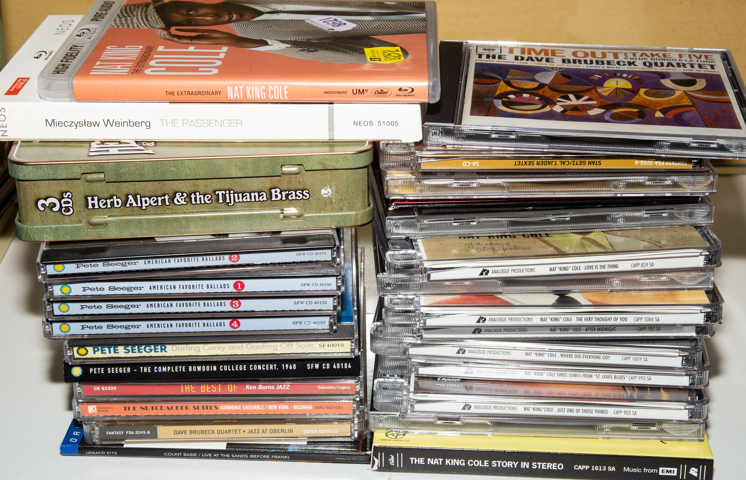 ASSORTED CDS Including Nat King Cole,