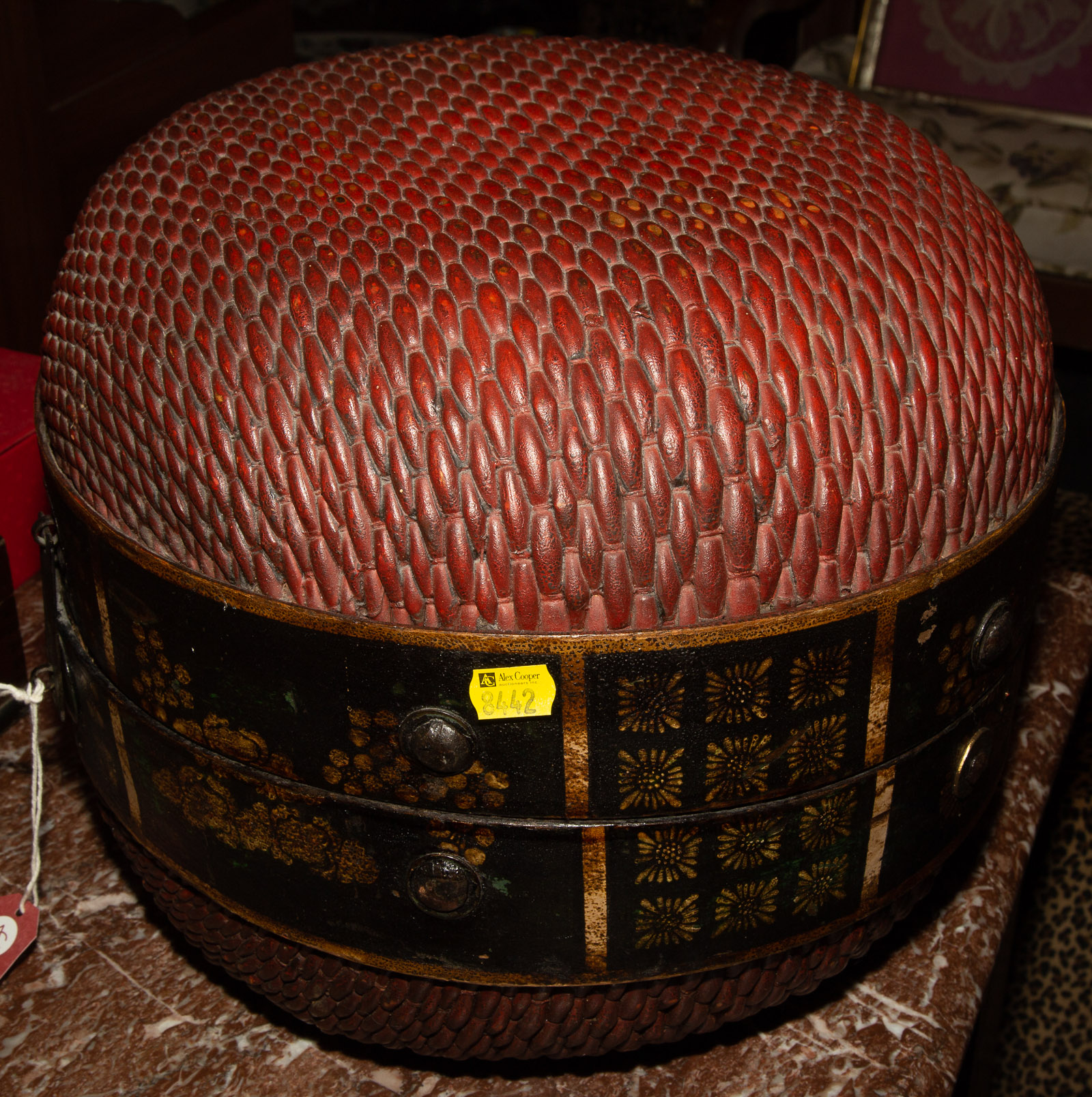 CHINESE LACQUERED WOOD & BASKETRY