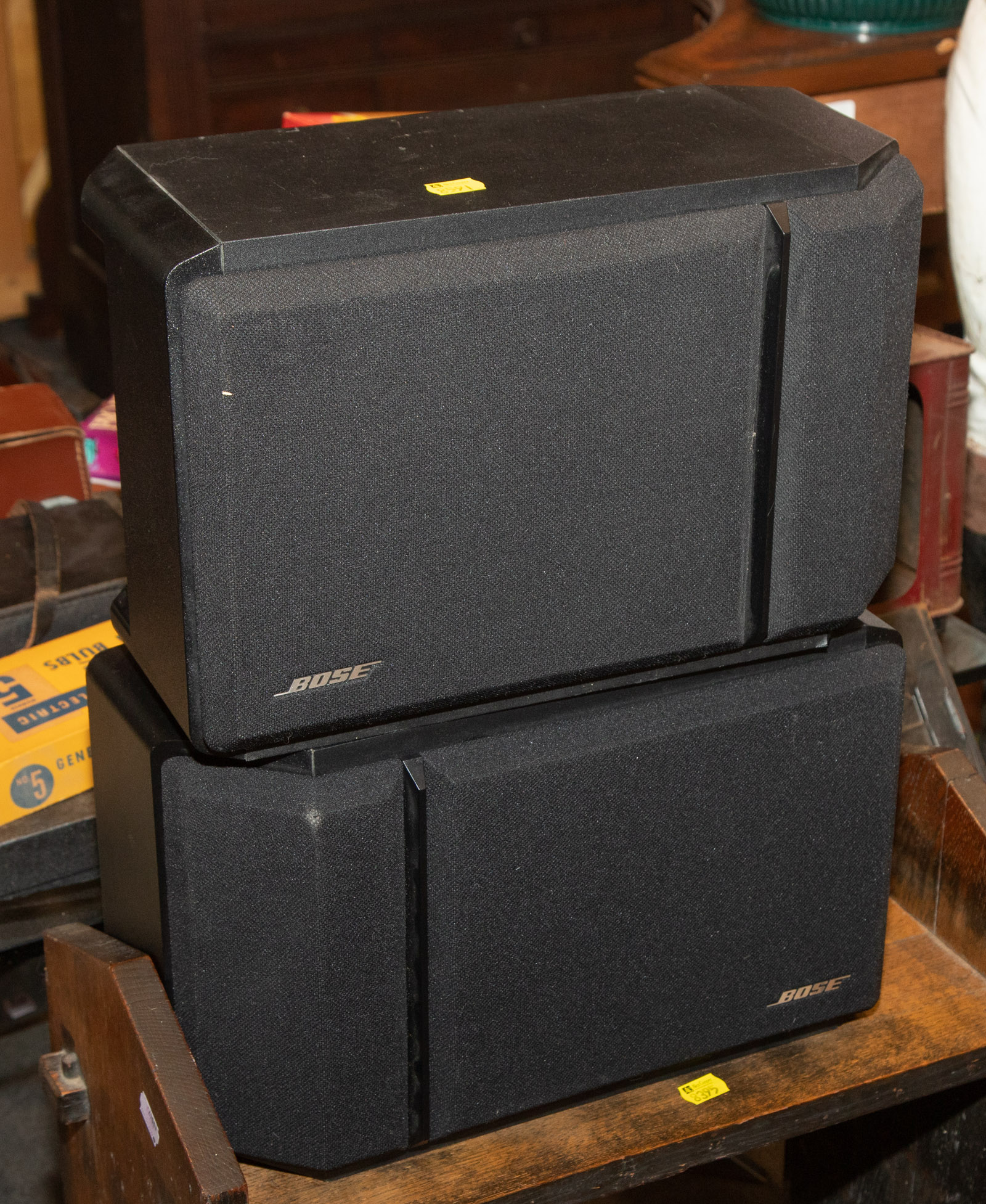 A PAIR OF BOSE 201 SERIES SPEAKERS