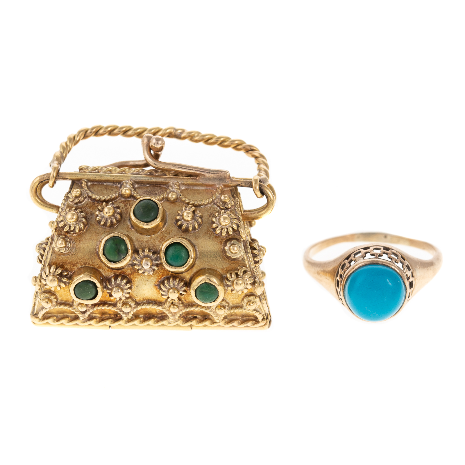 A GRANULATED TURQUOISE HANDBAG