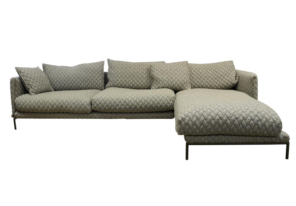 MOROSO QUILTED FABRIC SECTIONAL 334300