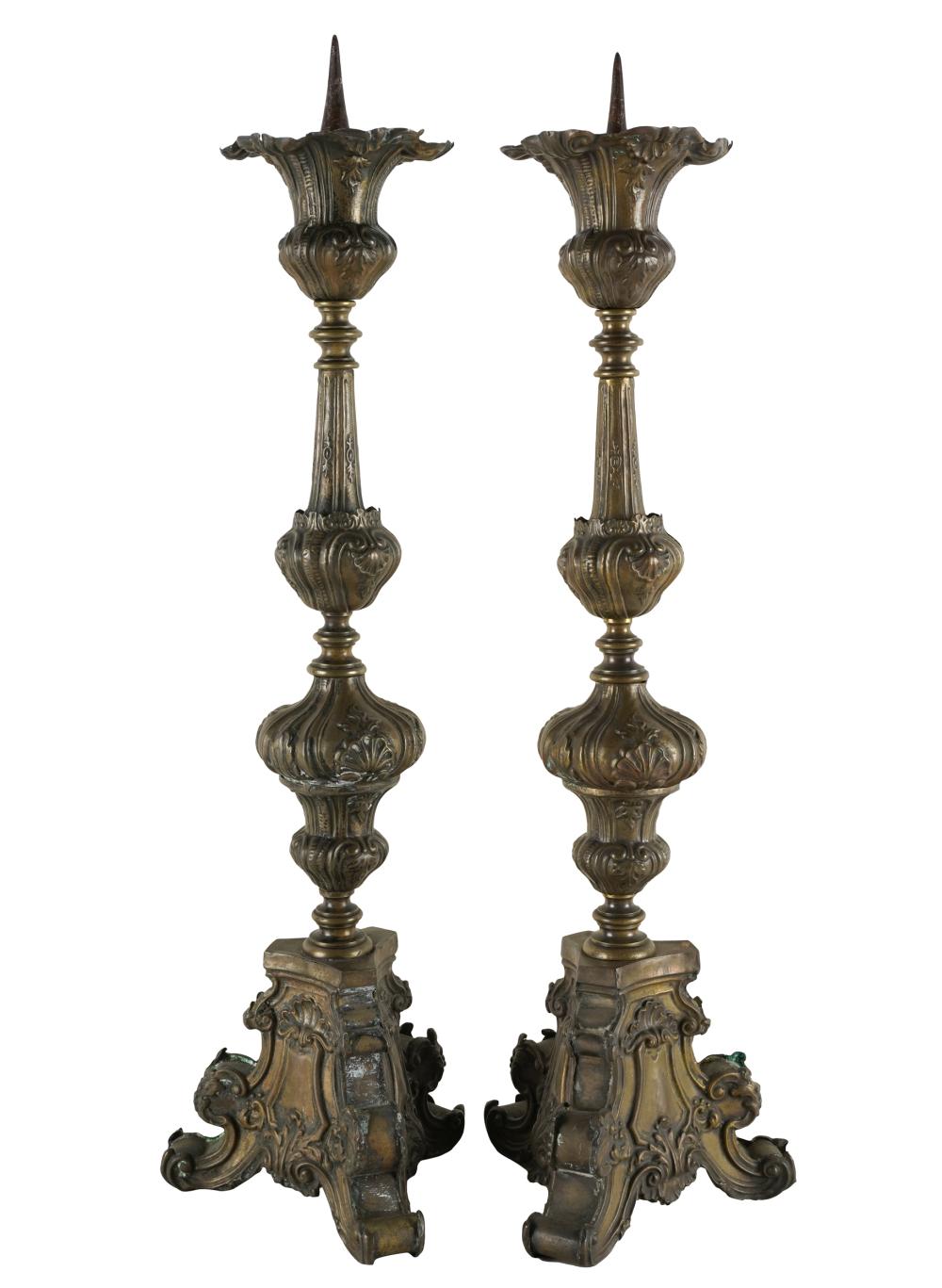 PAIR OF BAROQUE STYLE GILT METAL 334343