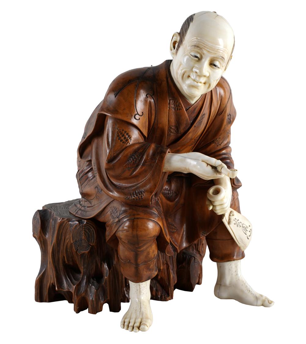 JAPANESE CARVED BOXWOOD FIGURE 33439f