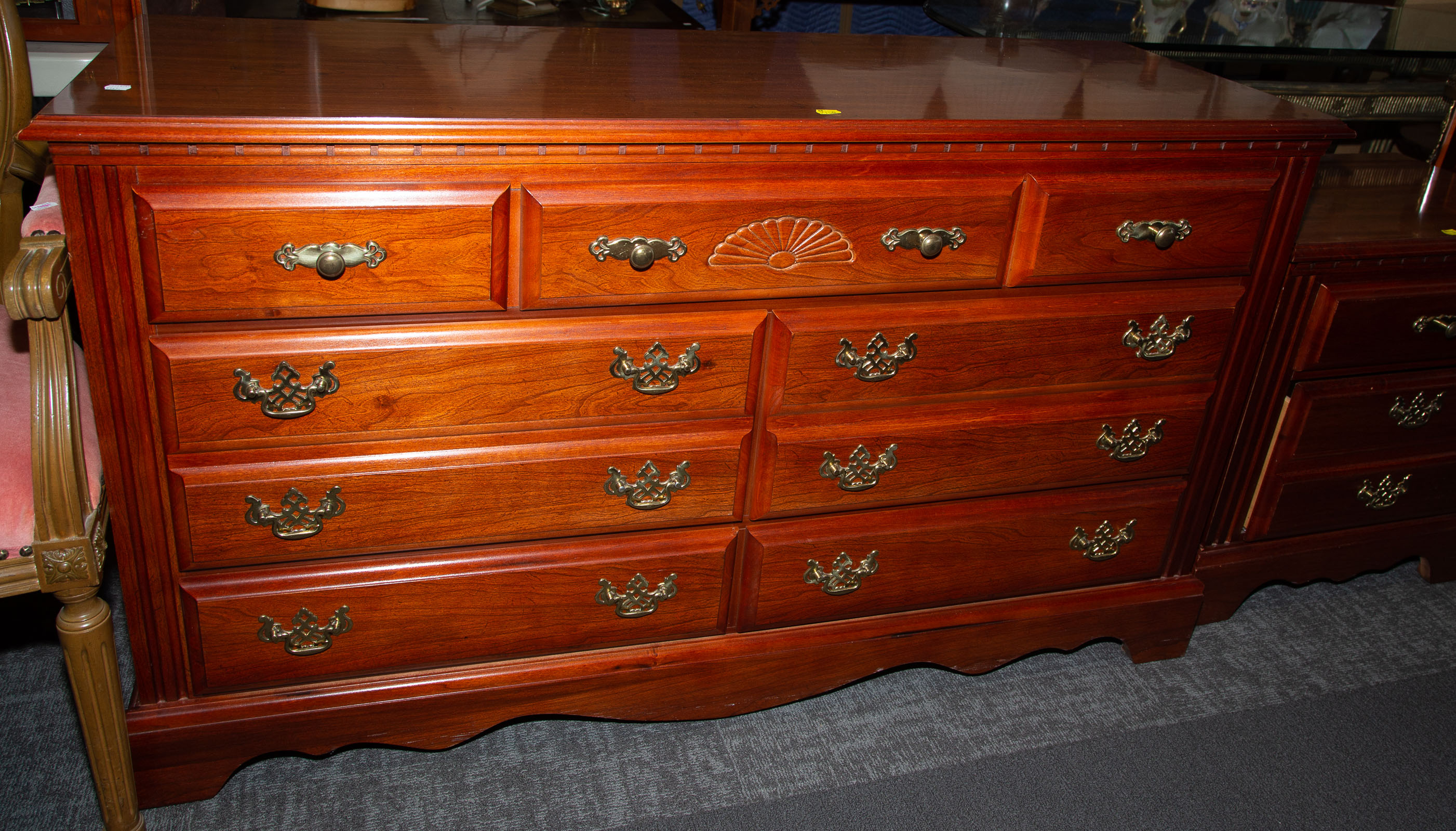 BROYHILL CONTEMPORARY LONG CHEST
