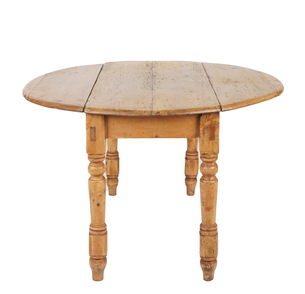 RUSTIC PINE DROP-LEAF TABLEthe