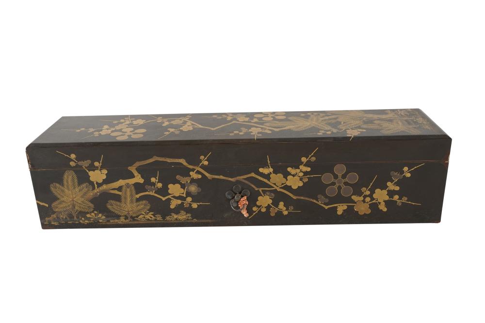 JAPANESE LACQUERED SCROLL BOXwith 331f0f