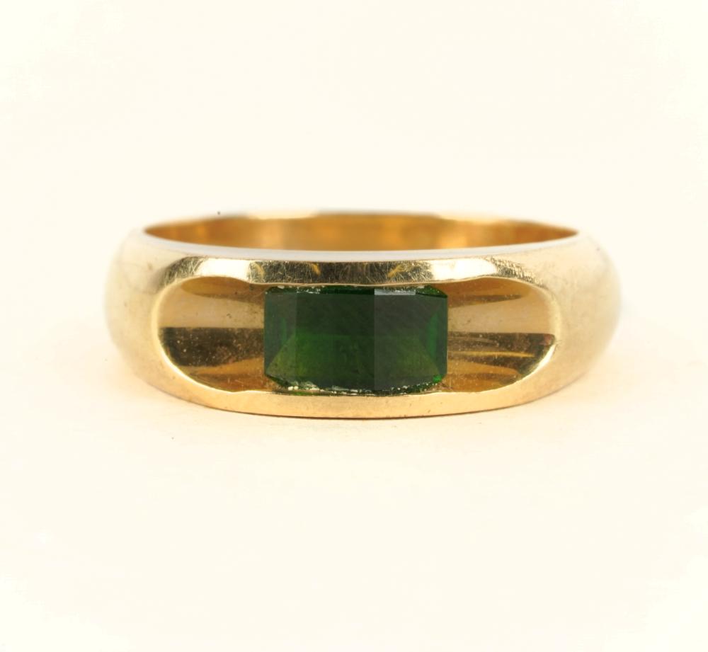 14 KARAT YELLOW GOLD GREEN TOURMALINE 331fcc