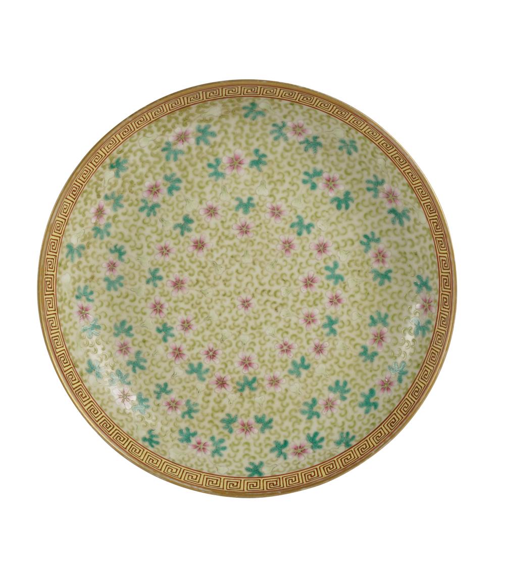 CHINESE FLORAL PORCELAIN PLATEsix character 332054