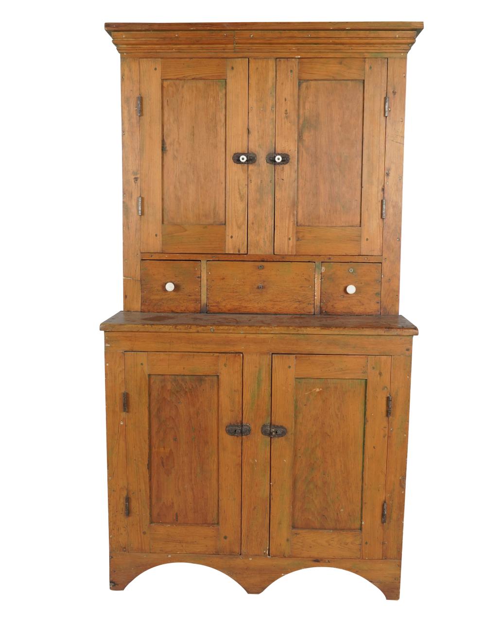 AMERICAN RUSTIC PINE CABINETthe