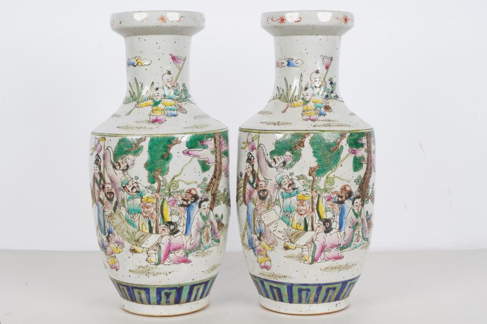 PAIR OF CHINESE POLYCHROME PORCELAIN