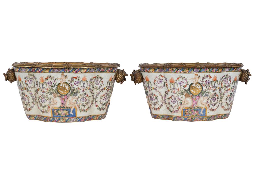 PAIR OF GEORGIAN STYLE METAL MOUNTED 3323ba