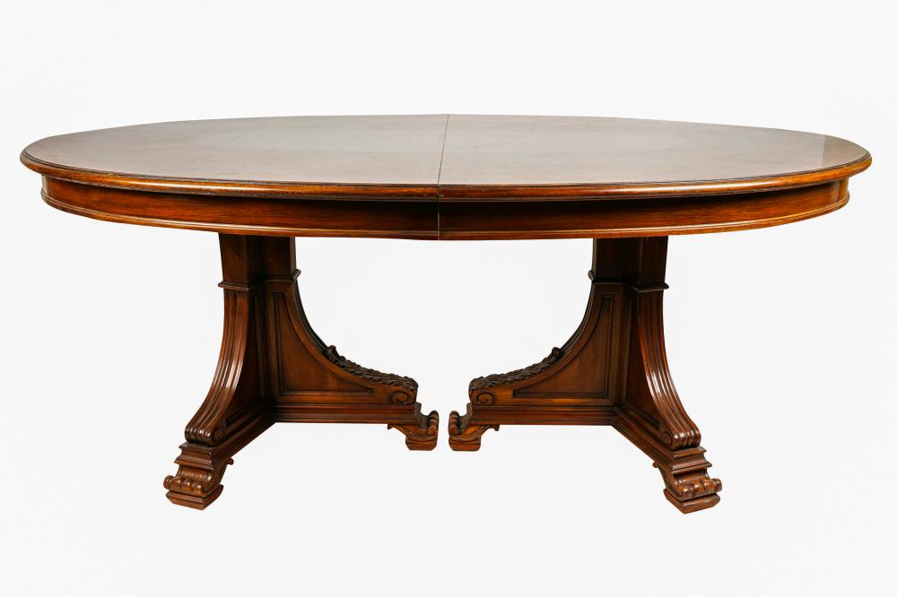 KARGES REGENCE STYLE DINING TABLEwith