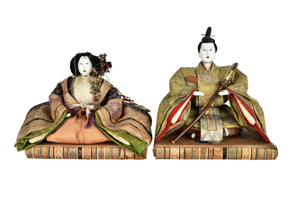 PAIR OF JAPANESE DOLLSeach with painted