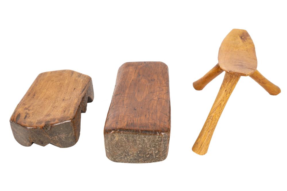 THREE PRIMITIVE STOOLS STANDSProvenance  33248c