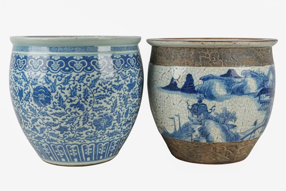 TWO ASIAN BLUE WHITE PORCELAIN 332575