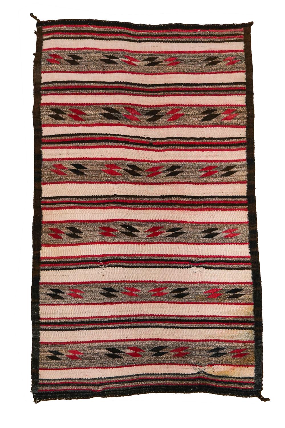 NAVAJO WOOL RUGwith black and red 3325ad