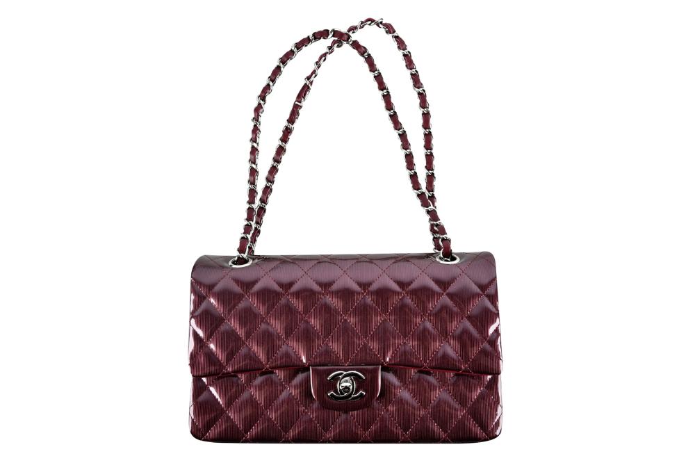 CHANEL PURPLE PATENT LEATHER FLAP 3327aa