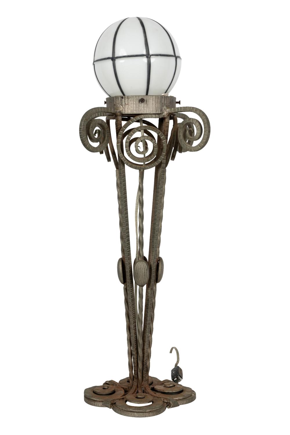DECO STYLE TABLE LAMPwith detached 33285b