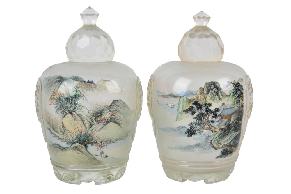 PAIR OF CHINESE PEKING GLASS LANDSCAPE 3328bd