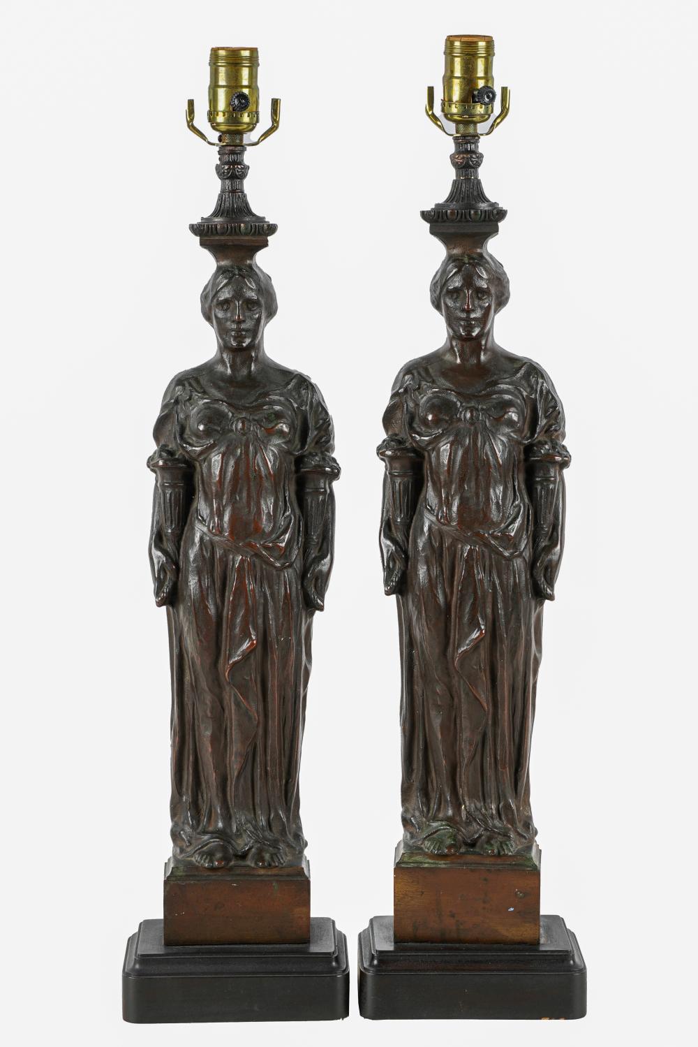 PAIR OF BRONZE FIGURAL TABLE LAMPSset