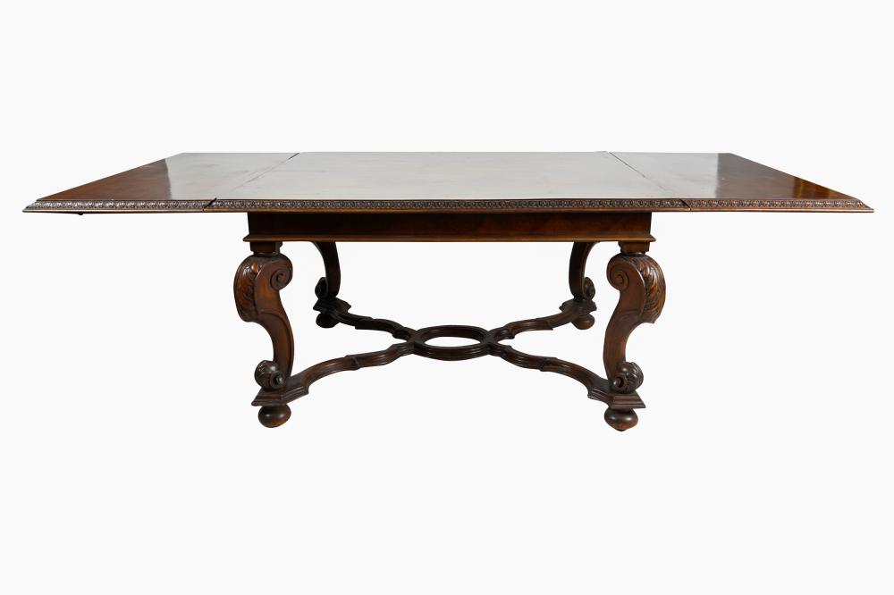 BAROQUE STYLE DINING TABLEcarved 332949