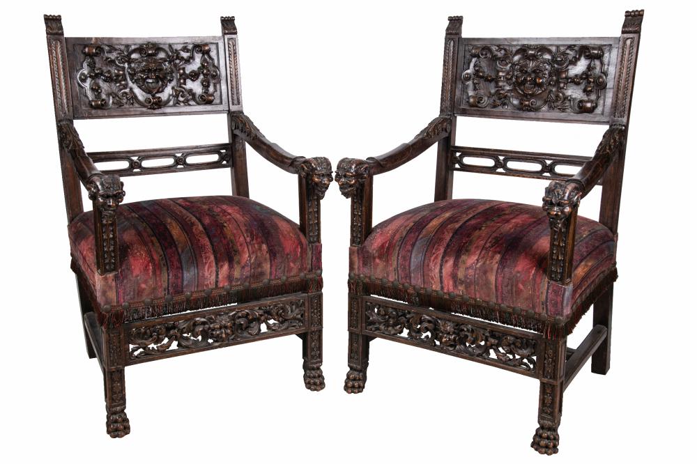 PAIR OF RENAISSANCE STYLE CARVED 3329ad