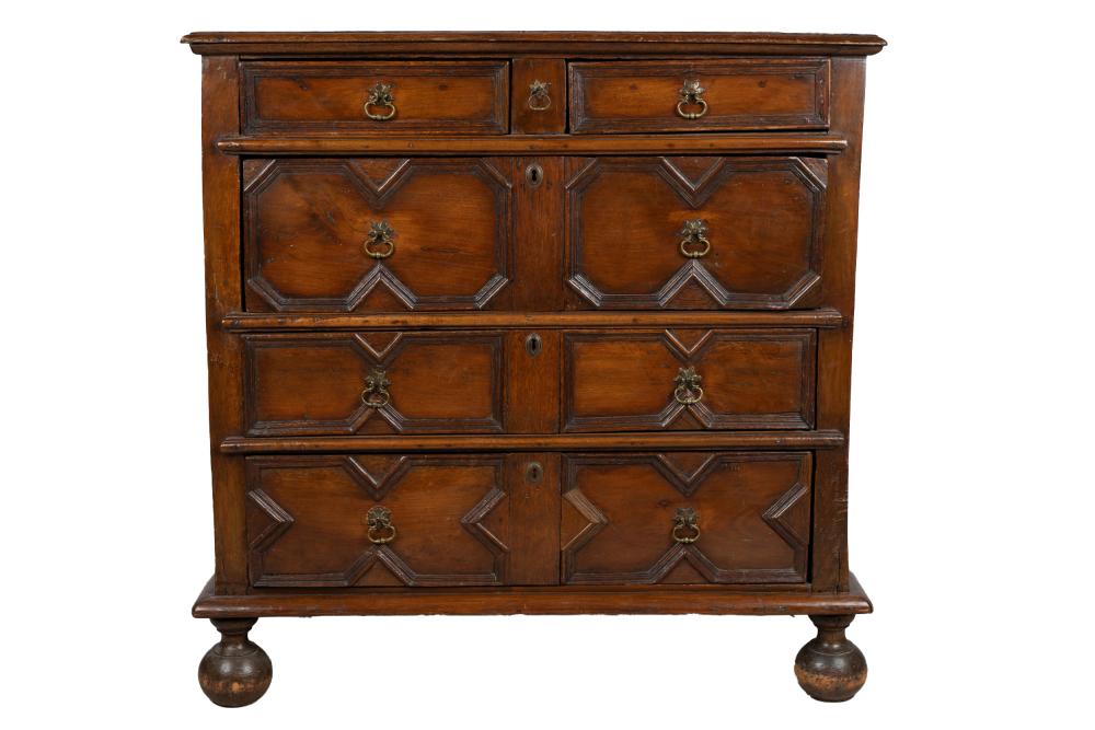 WILLIAM MARY STYLE WALNUT CHESTthe 332a27