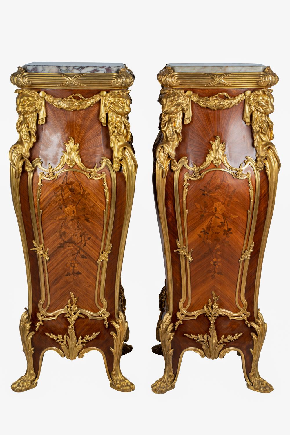 PAIR OF LOUIS XV STYLE GILT BRONZE MOUNTED 332a98