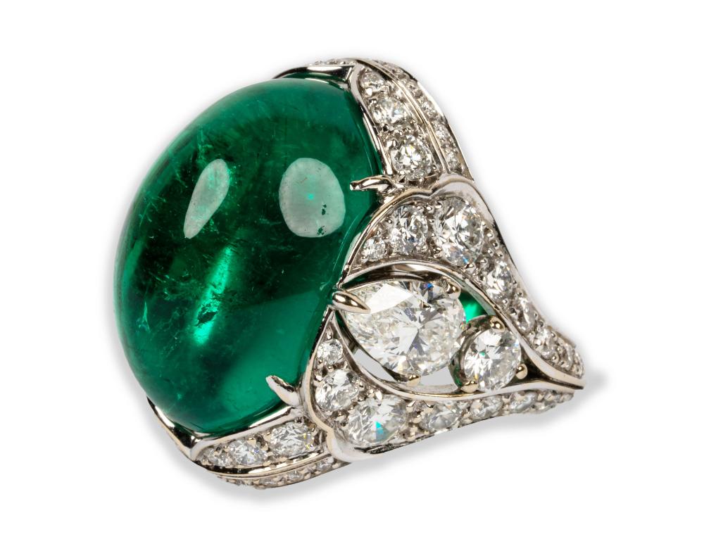 GRAFF 18 KARAT WHITE GOLD EMERALD  332ae2