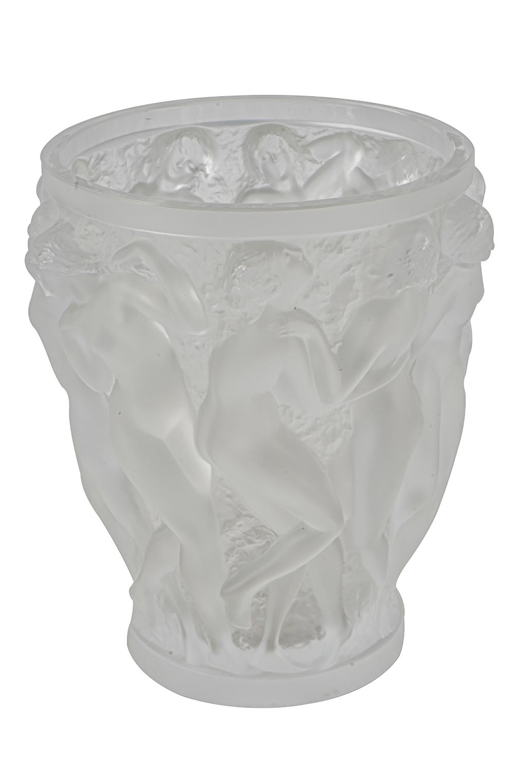 LALIQUE MOLDED FROSTED GLASS 332bb0
