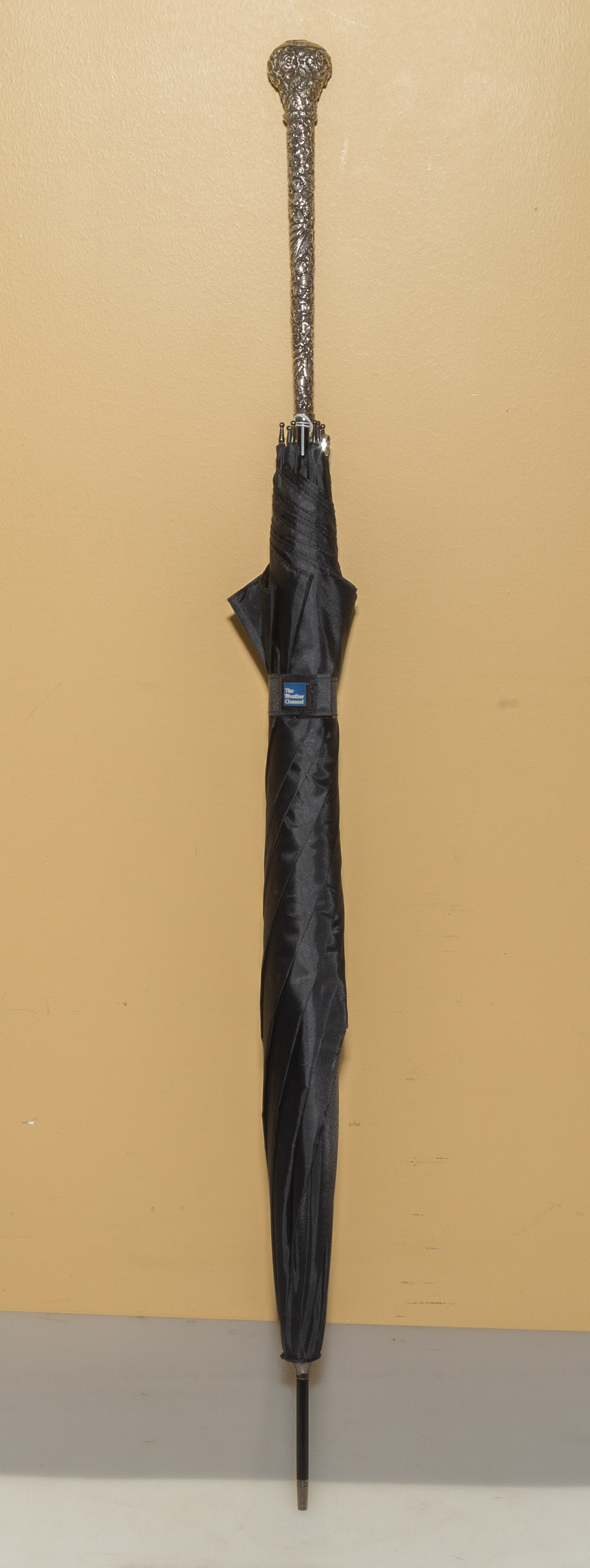 STERLING REPOUSSE HANDLE UMBRELLA 335633