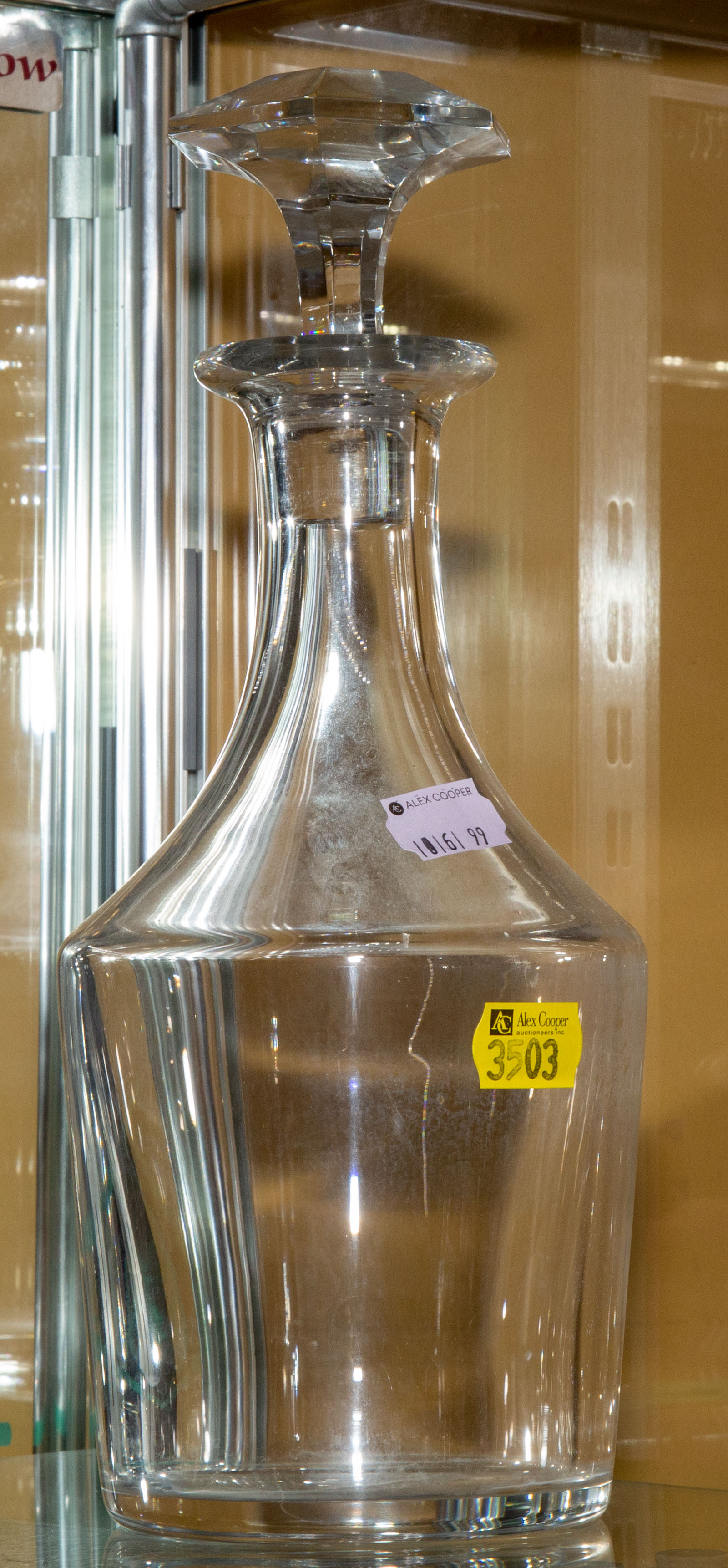 BACCARAT COLORLESS GLASS DECANTER