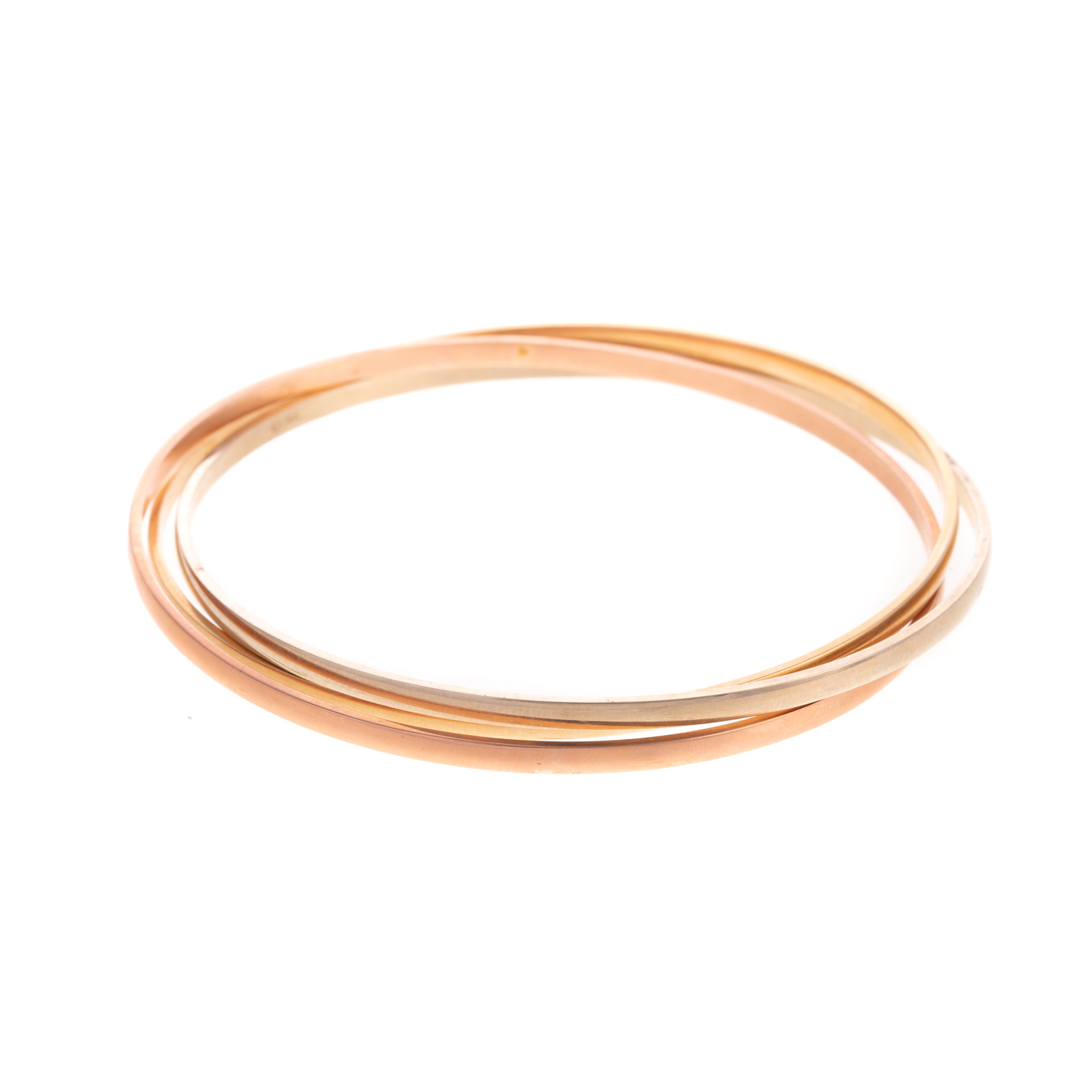 A SET OF TRI-COLOR GOLD BANGLES IN 14K