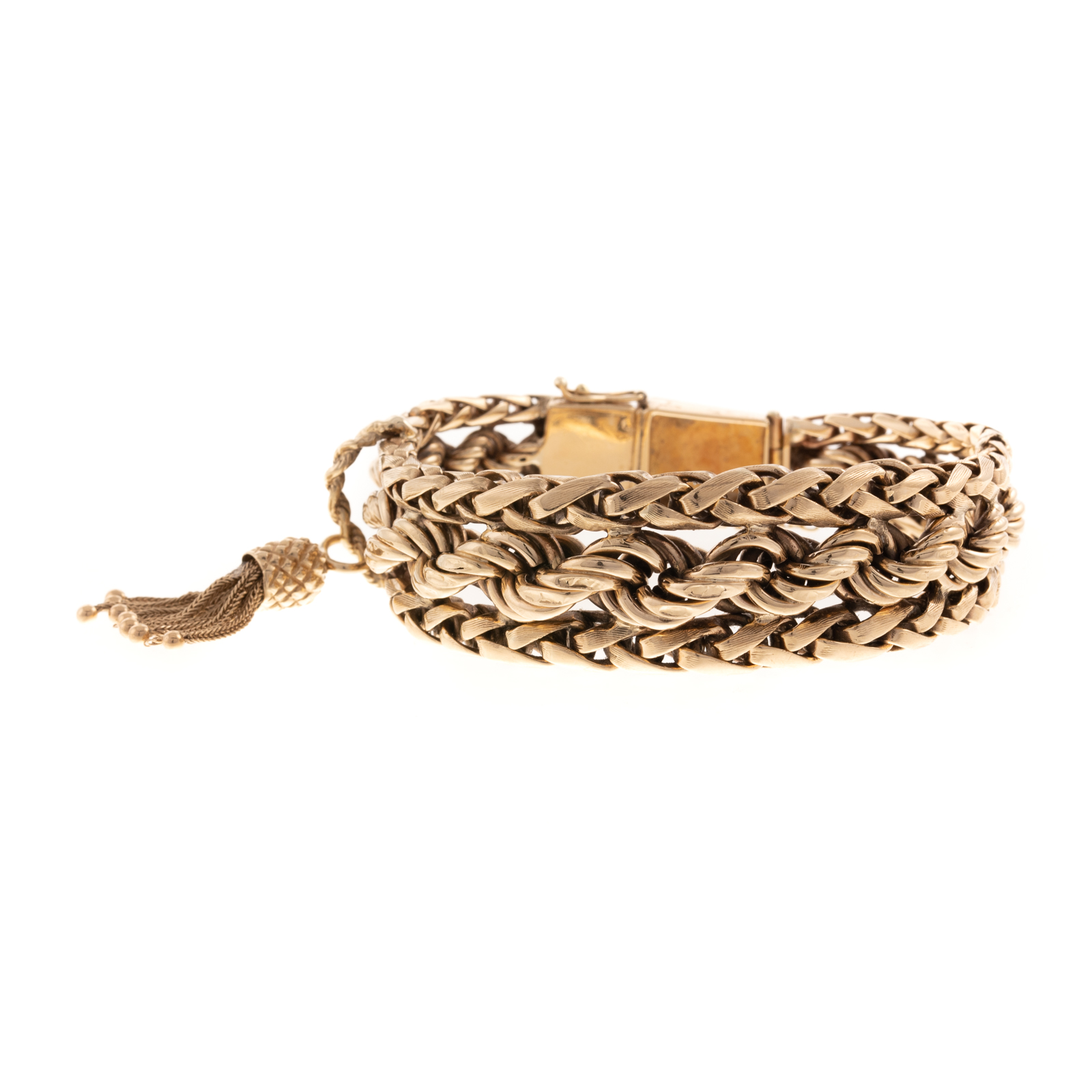 A WIDE 14K BRAIDED ROPE CHAIN BRACELET